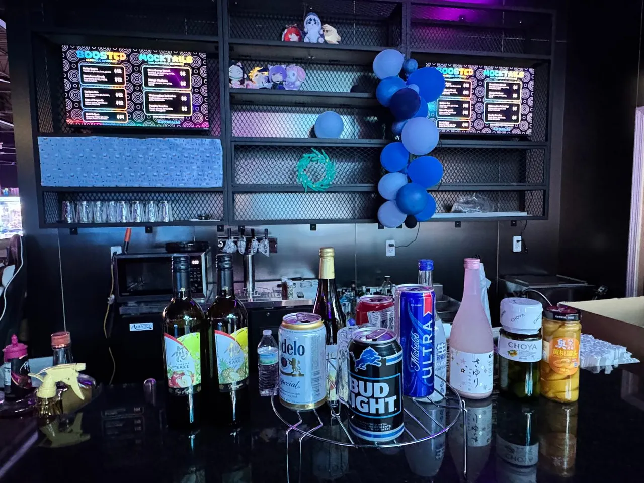 The café counter inside GottaGacha